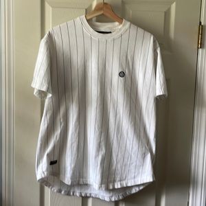 10 deep pin stripes scoop tee